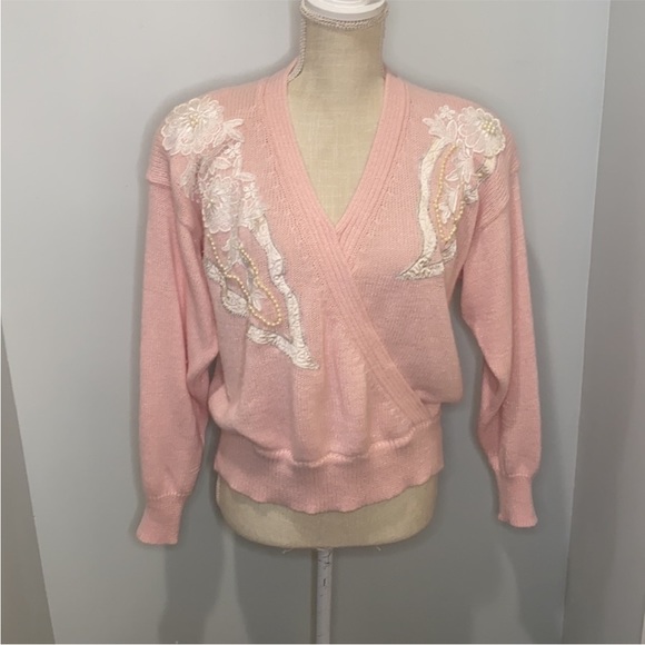 Women's Jaclyn Smith Pink V-Neck Vintage Sweater with Floral Embroidery Size L - Picture 2 of 12
